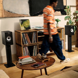 Bowers & Wilkins 606 S3 - Black