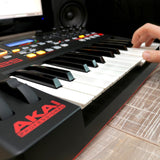 Akai MPK225