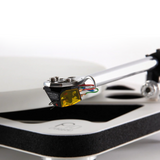 Rega Planar 10 - Matt white
