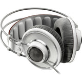 AKG K701