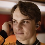 Bowers & Wilkins Pi 8 -  McLaren