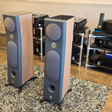 Focal KANTA 2 Walnut High Gloss / Ivory Mat